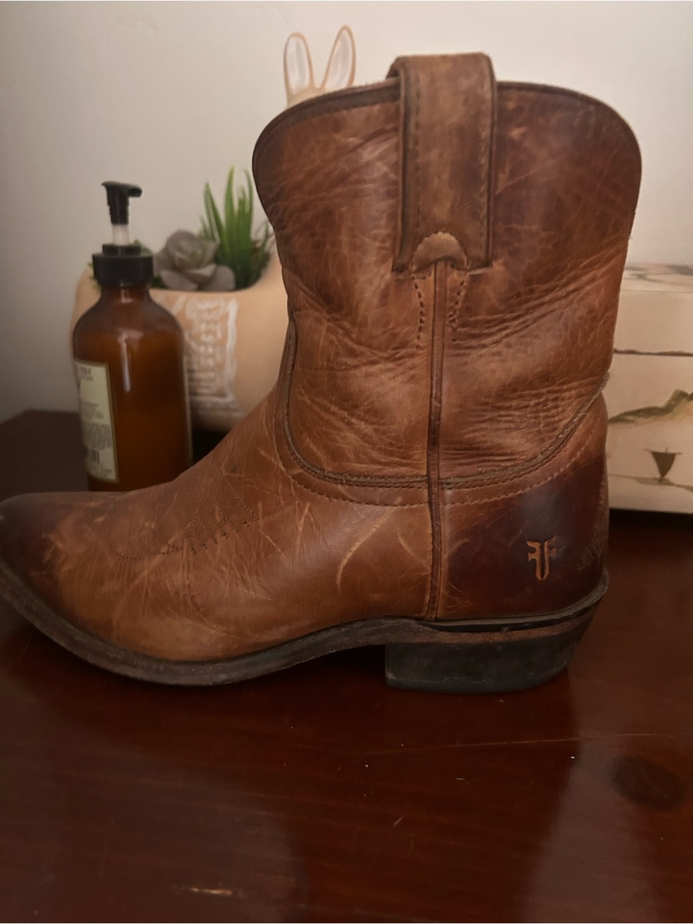 Frye women’s Brown Leather Short Western Boot